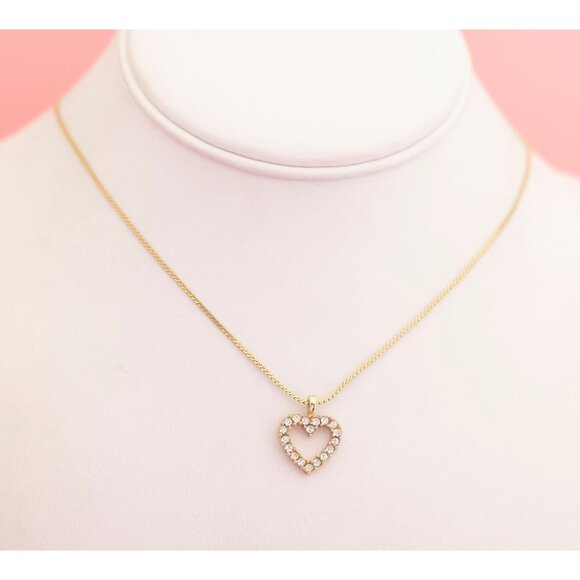 Vintage Diamond Heart Necklace by Avon 18 inch - P15 - Picture 2 of 3